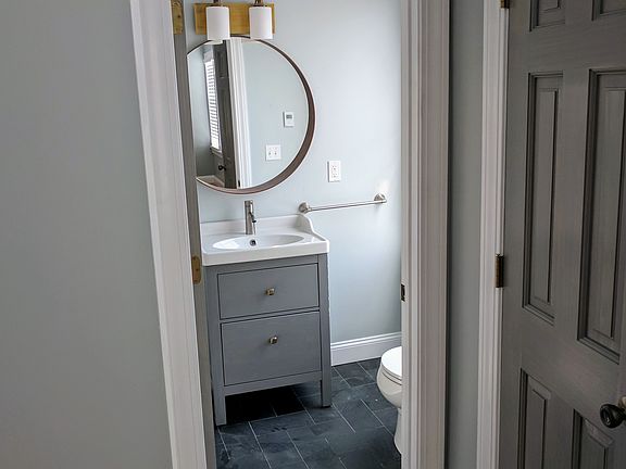 Bathroom w/Tub & Slated Heated Floor