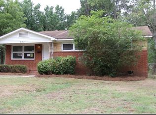 4135 Westcliff Dr, Charlotte, NC 28208