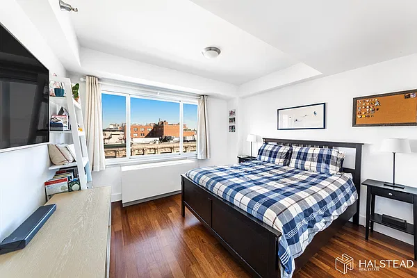 Rented by Halstead Real Estate | media 4