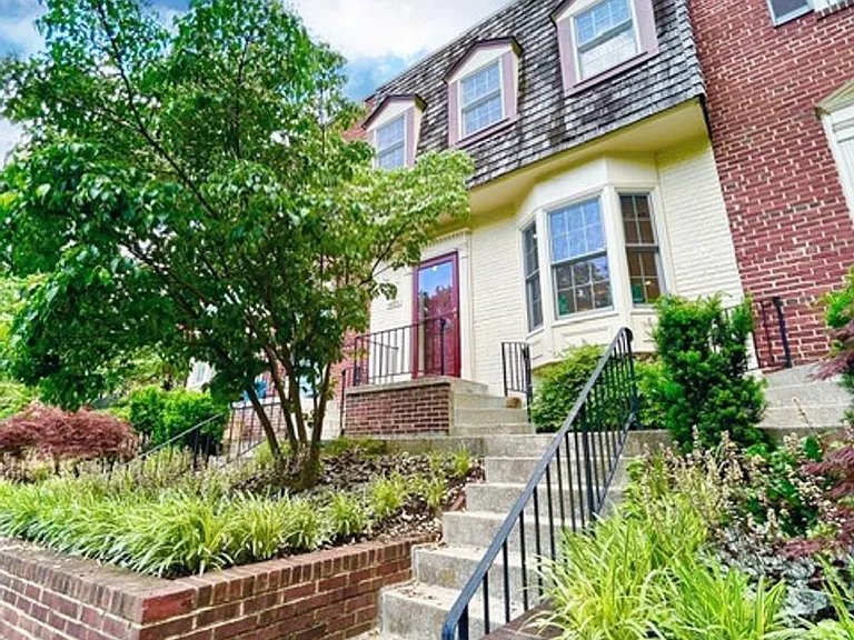 4823 Willett Pkwy — Photo 35