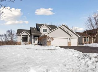 1424 Woods Creek Dr, Delano, MN 55328
