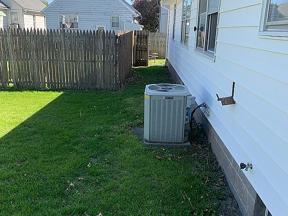 2nd image of 607 N 5th St
