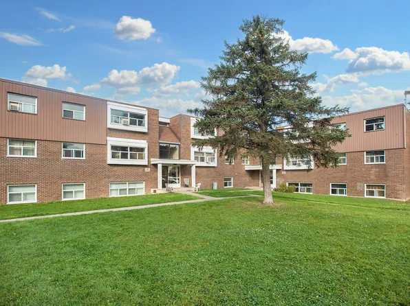 West Village, 507 Days Rd, Kingston, ON K7M 3R6