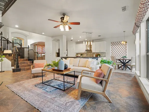 341 Greenfield Dr, Murphy, TX 75094