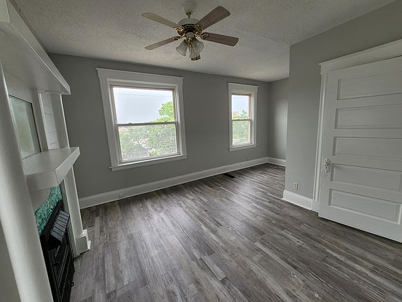 4th image of 3632 Idlewild Ave