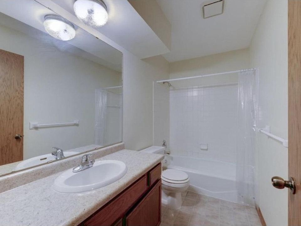 1st image of 1397 Prosperity Ave APT 3