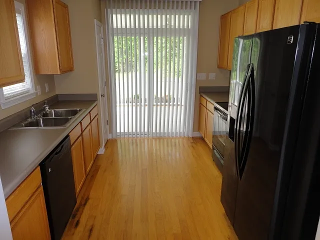 85 Tuscarora Ln — Photo 2