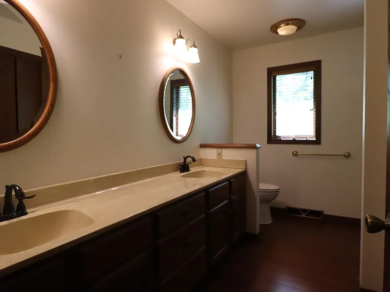 5081 Valley Heights Rd — Photo 17