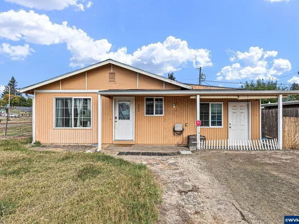 345 Fountain St, Harrisburg, OR 97446