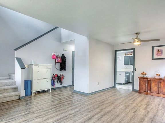 4th image of 1514 185th Street Ct E