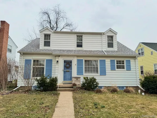 236 Kedzie St, East Lansing, MI 48823
