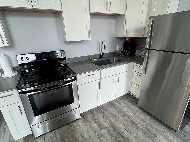 2142 Saint James Ave #1 — Photo 15