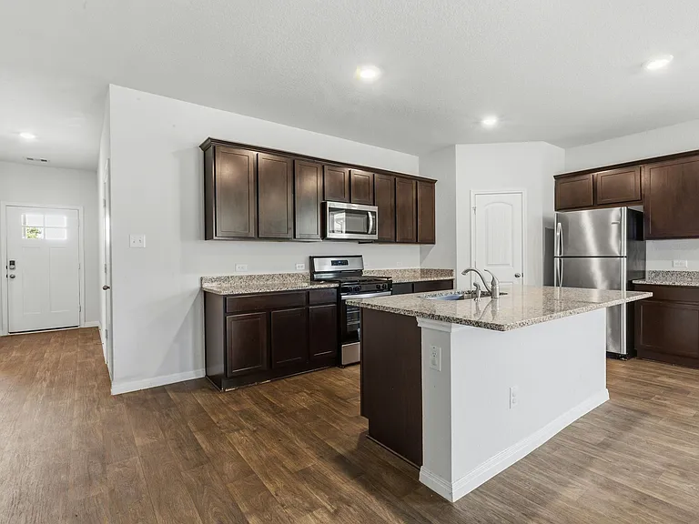 202 Eagle Mountain Trl — Photo 9