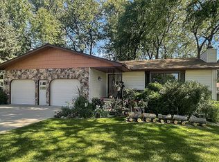 2600 S Valley View Rd, Sioux Falls, SD 57106