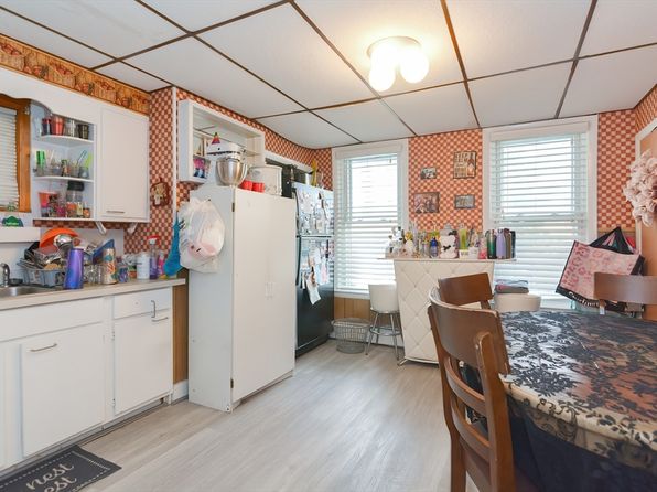 boston-massachusetts-59121008 picture