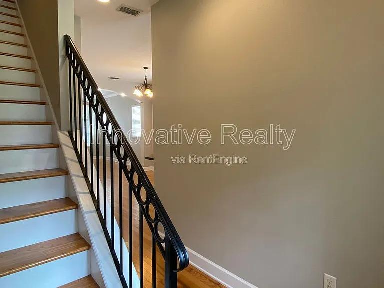332 E Kaley St — Photo 10