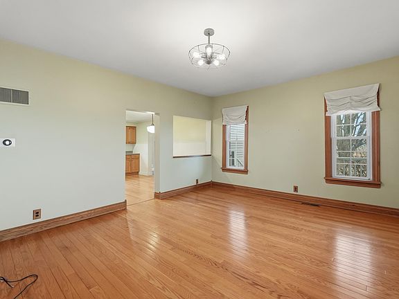 2nd image of 17711 Howe Rd