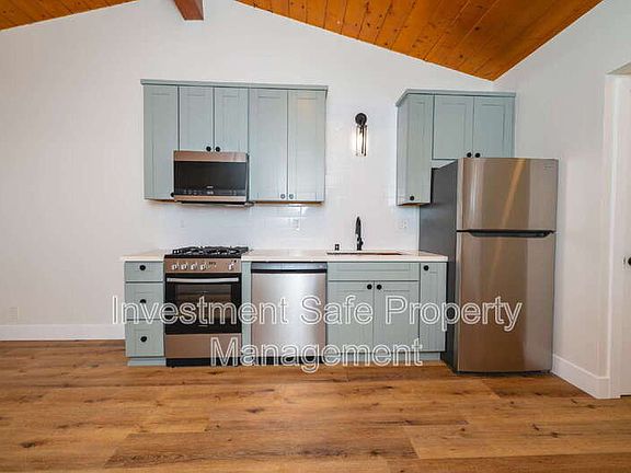 2nd image of 5377 Saxon St