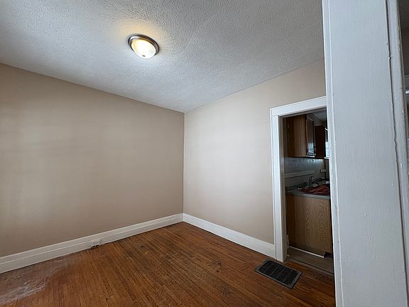 4th image of 107 Pinnacle Rd #109