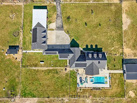 3rd image of 8120 Beach Haven Rd