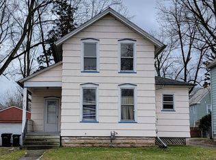 220 Howe St, Elyria, OH 44035
