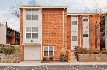 1st image of 2011 Greenglen Dr