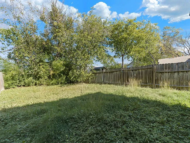 313 La Manda Blvd — Photo 21
