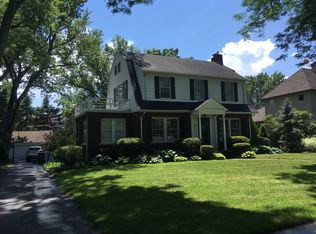 1452 Buckingham Ave, Birmingham, MI 48009