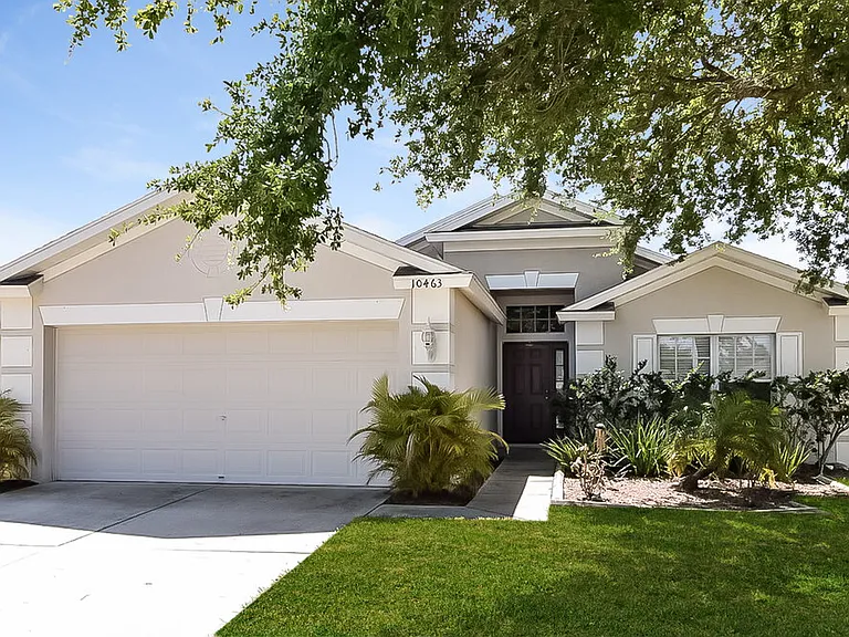 10463 Hunters Haven Blvd — Photo 1