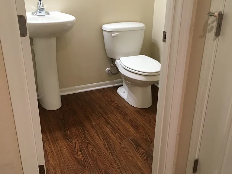 Stanley Town Homes — Photo 9