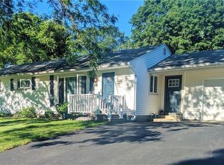 68 Horizon Dr, Rochester, NY 14625