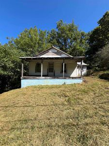 111 Matthews St, Galax, VA, 24333
