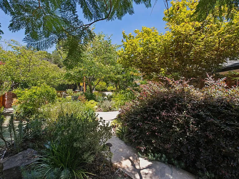 970 Palo Alto Ave — Photo 86
