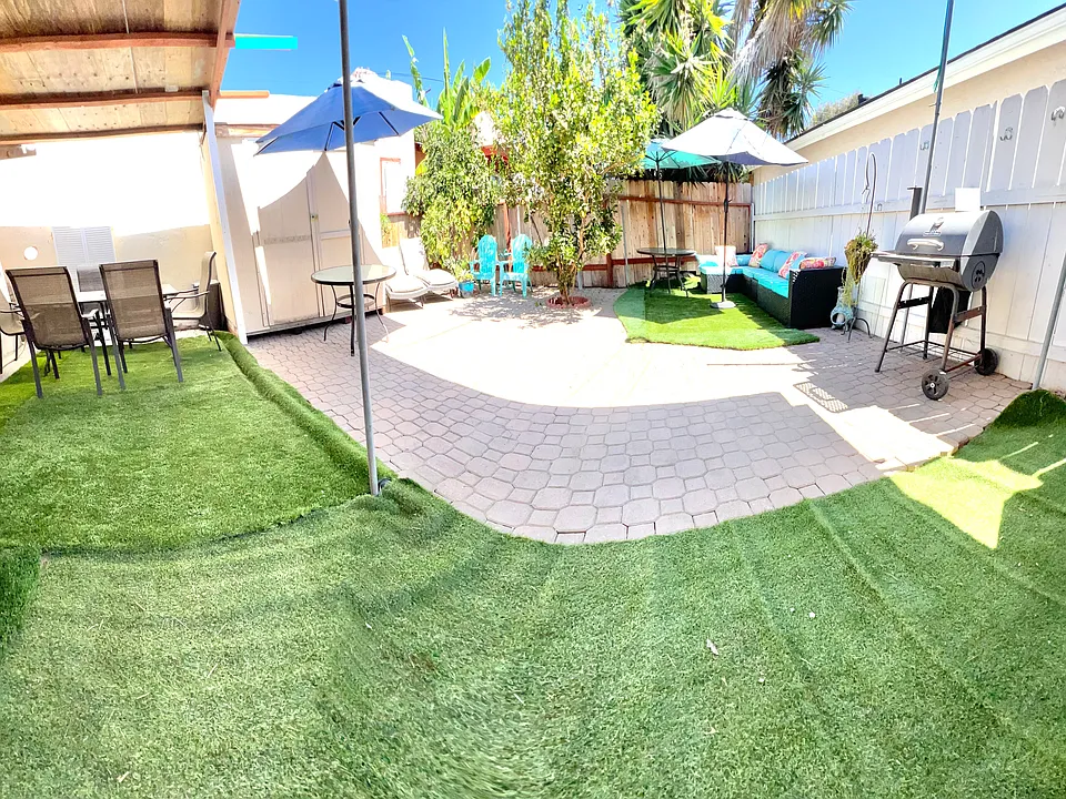 3687 Cherokee Ave