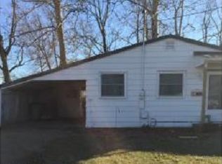 917 E Wilson St, Tuscola, IL 61953