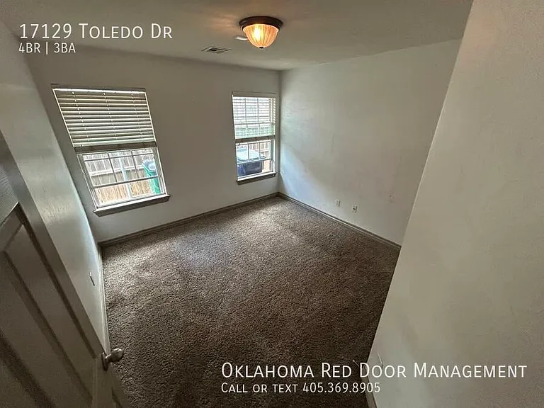 17129 Toledo Dr — Photo 8
