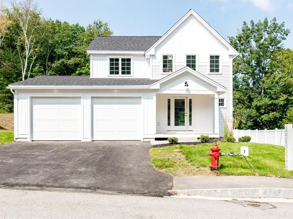 7 Banner Drive, Dover, NH 03820