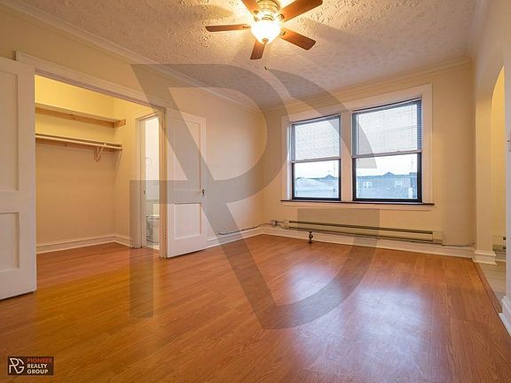 3rd image of 4546 N Damen Ave #4546100