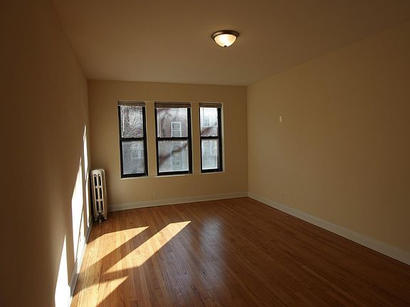 5th image of 1634-38 W North Shore Ave