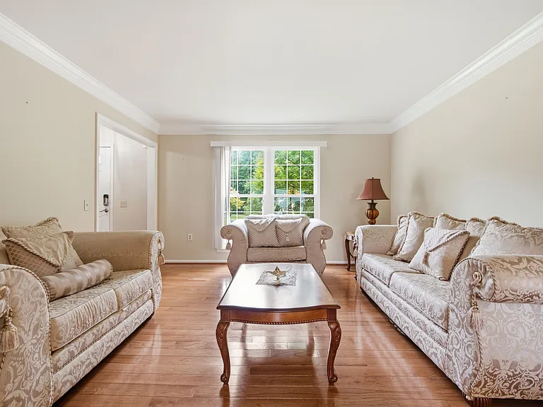 10205 Balsamwood Dr — Photo 8
