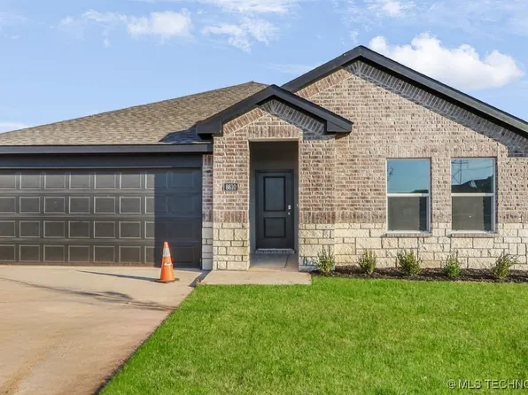 8610 E El Paso St, Broken Arrow, OK 74014