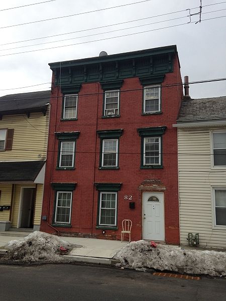 2nd image of 82 Sitgreaves St