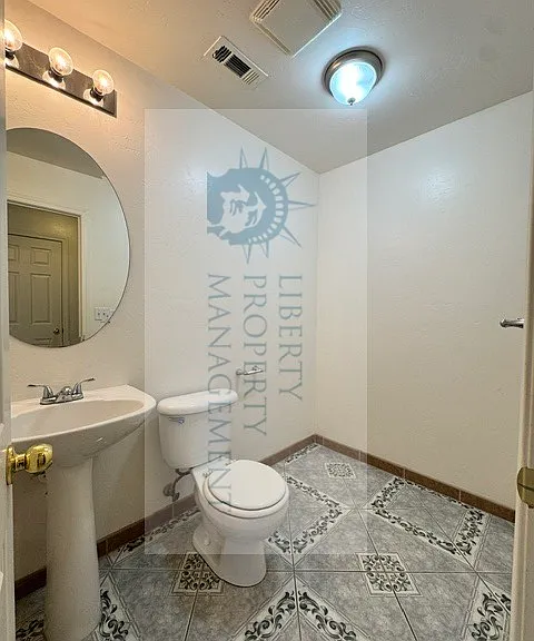 6206 E Bellaire Way — Photo 8