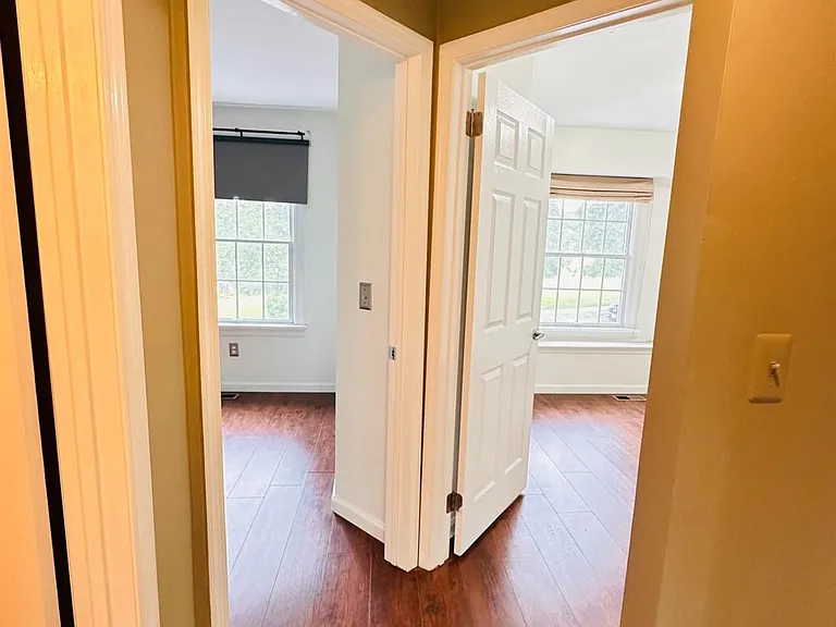222 Long Meadow Rd — Photo 13