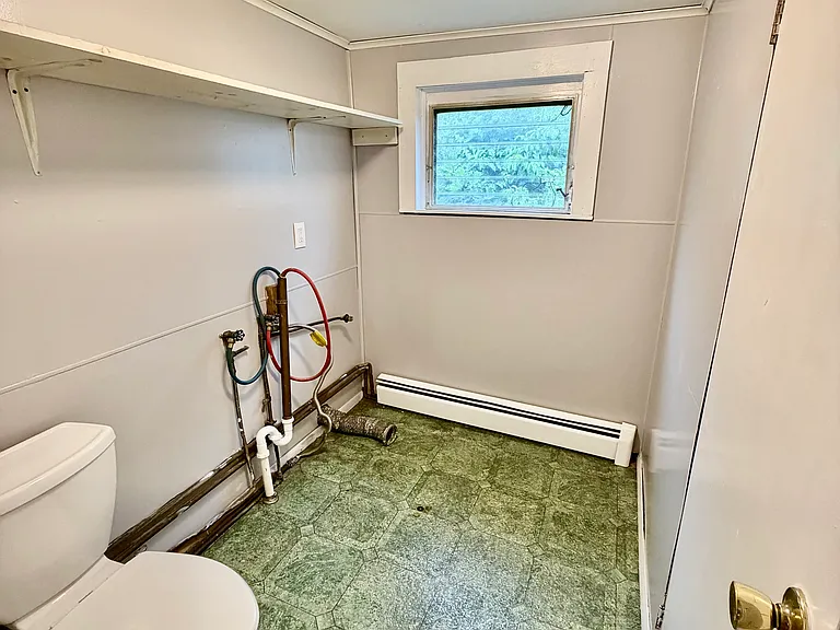 52 Cedar St — Photo 5