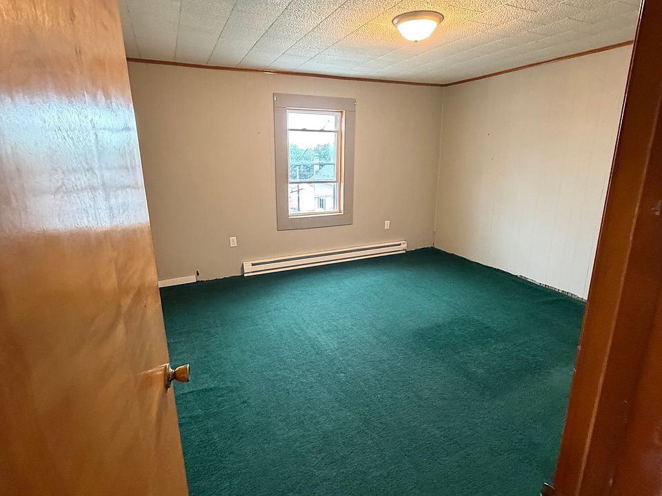 1st image of 221 E Melrose St #B