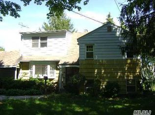 1467 Lincoln Blvd, Bay Shore, NY 11706