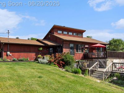 10267 Wake Robin Dr, Grand Blanc, MI, 48439