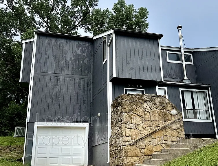 3420 Augusta Dr #1 — Photo 3