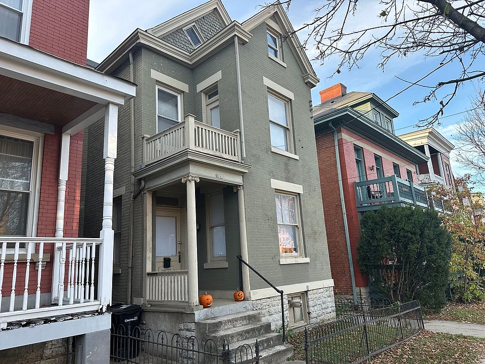 1st image of 3211 Vine St